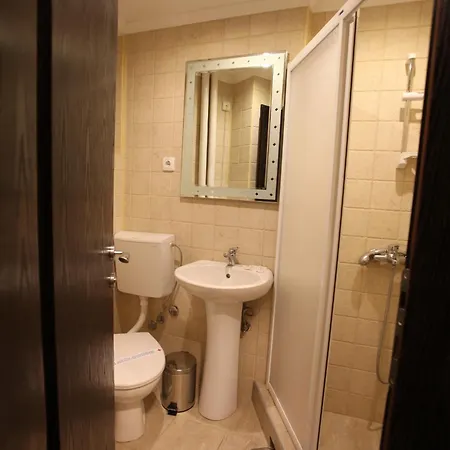 Petrus 3*