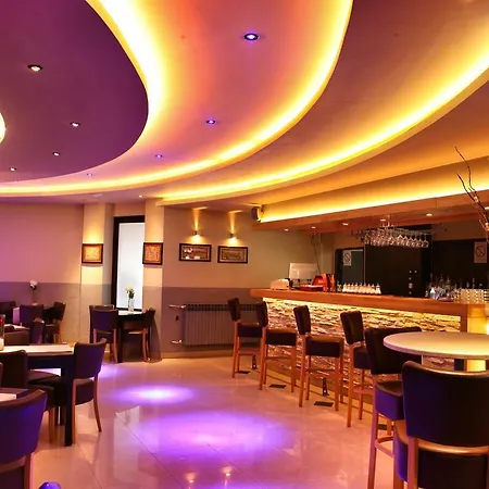 Hotel Petrus Paracin