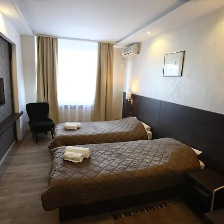 Ξενοδοχείο Petrus 3*